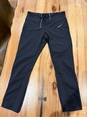 Nike Dri-fit Black Womens Athletic Leggings with Reflective Swoosh